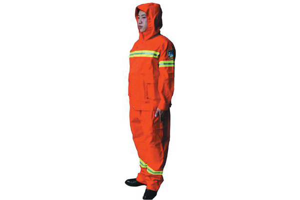 消防員搶險(xiǎn)救援服